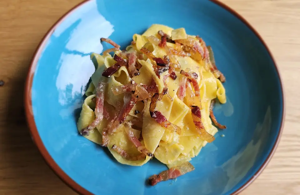 Pappardelle alla carbonara